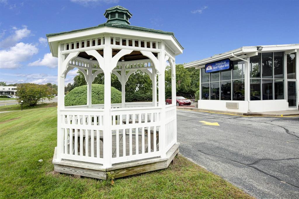 Americas Best Value Inn Smithtown/Long Island Facilities photo